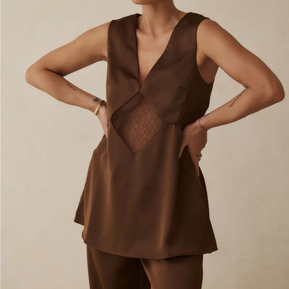 Sabo Skirt Brown V-Neck Sleeveless Satin Blouse with Lace Insert
